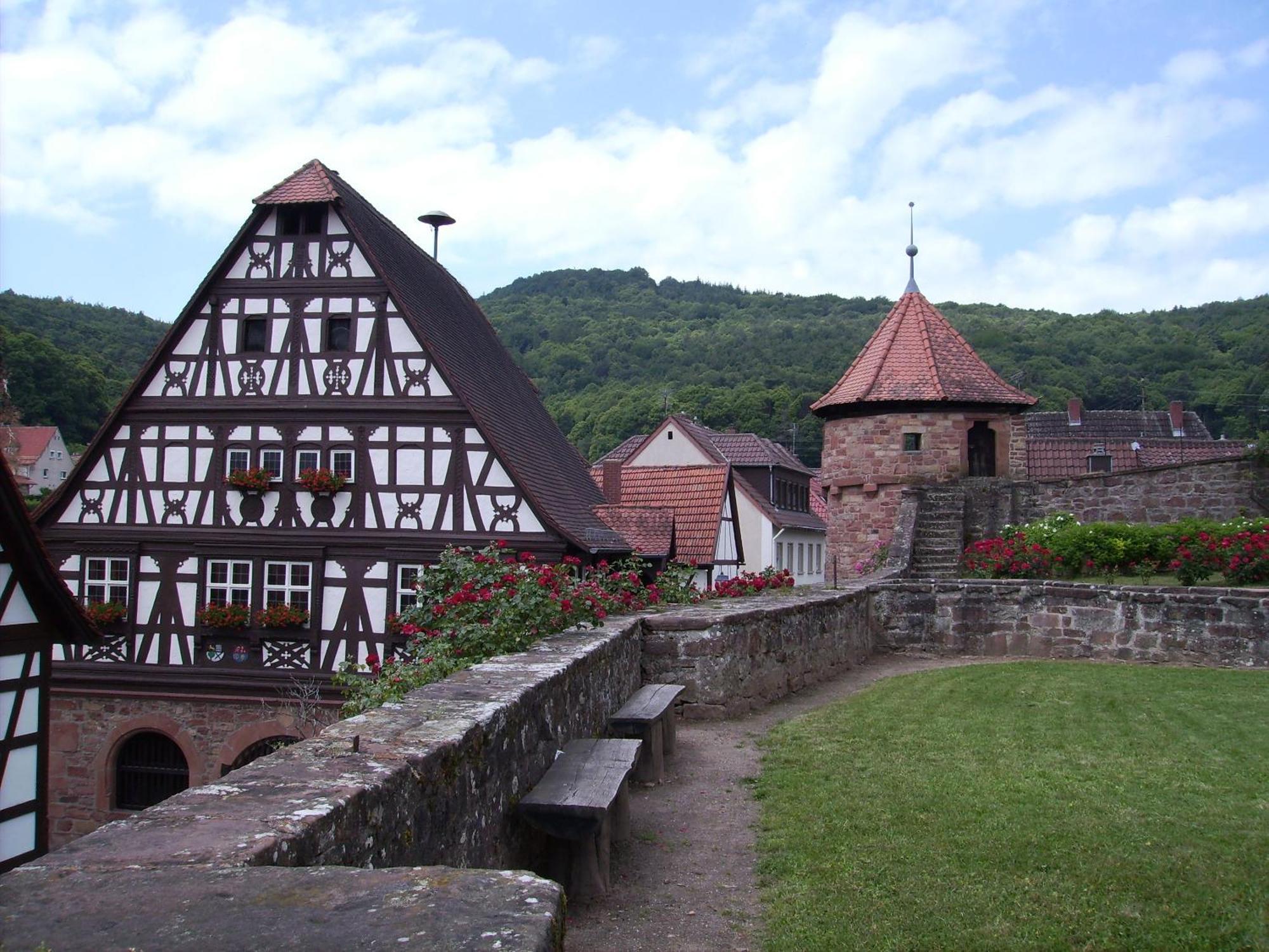 Hotel Haus Am Kastanienwald Dörrenbach Esterno foto