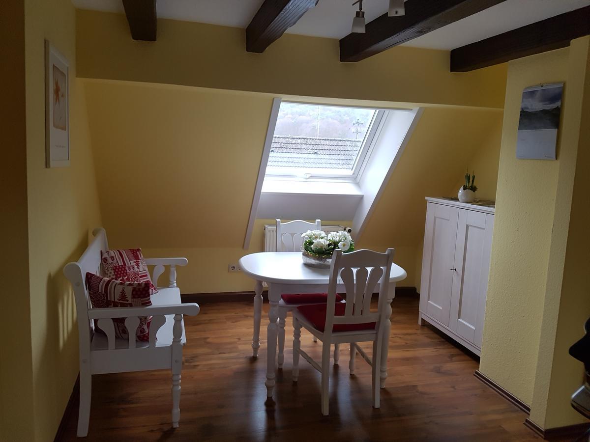 Hotel Haus Am Kastanienwald Dörrenbach Esterno foto